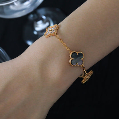 Van Cleef & Arplels Vintage Alhambra Bracelet, 5 Motifs